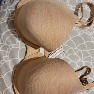 Victoria's secret bra 32DDD